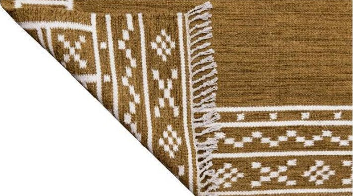 Dvara Wool & Cotton Kilim Rug – Geometric Border in Sage or Ochre