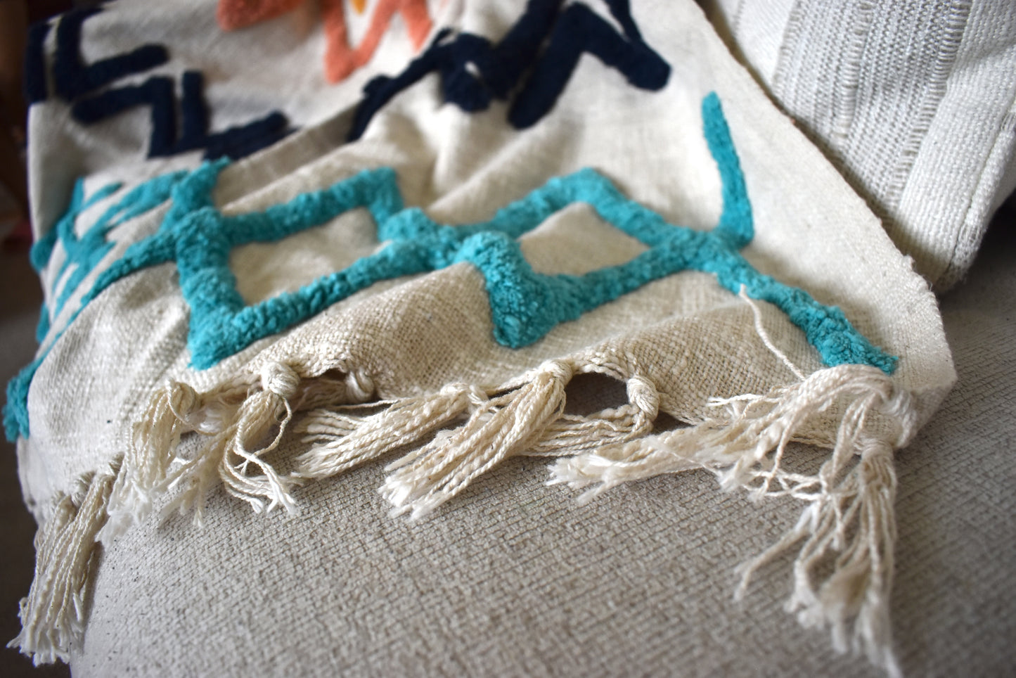 Slub Cotton Tufted Throw