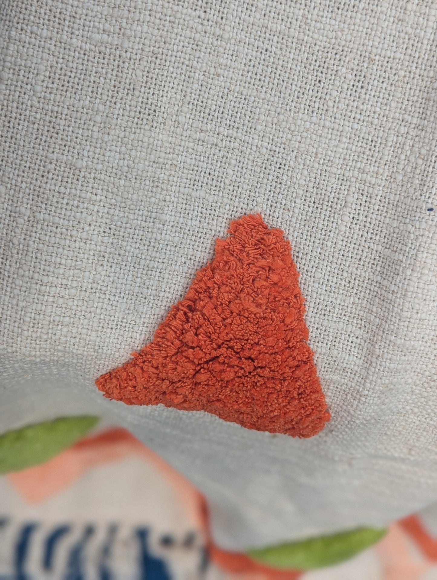 Slub Cotton Tufted Throw