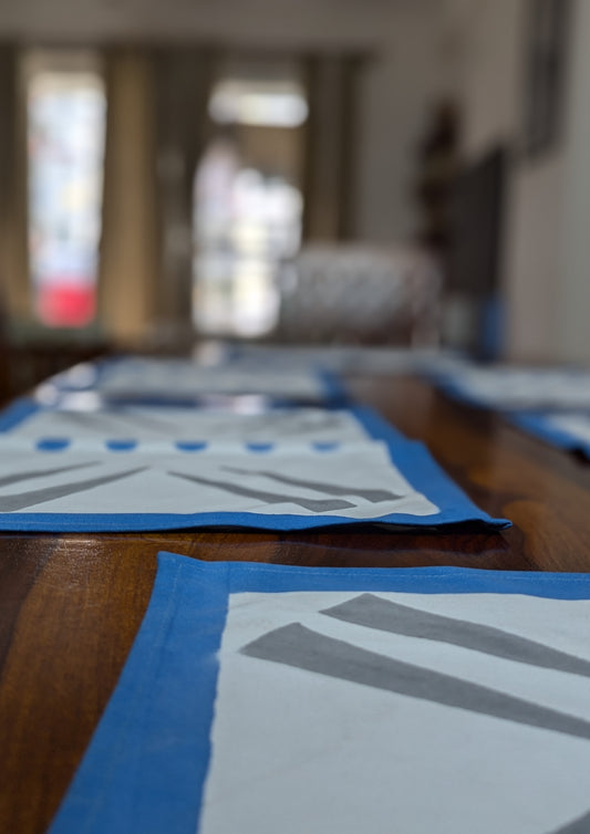 Table Mats & Napkins