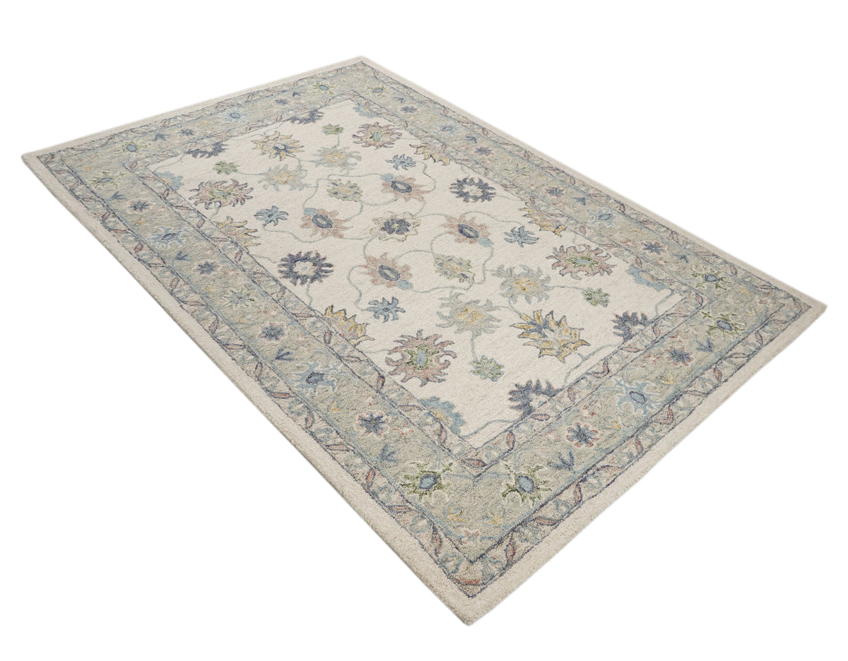 Tufted Wool Palāśa